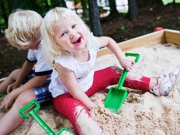 Sandbox games as a way to infect yourself with parasites